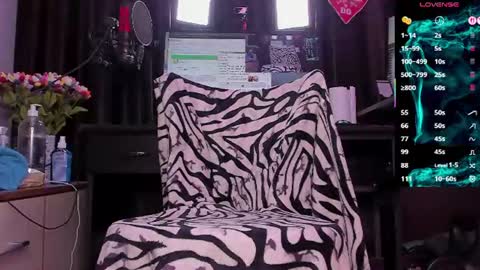 Laura online show from 07.14.26