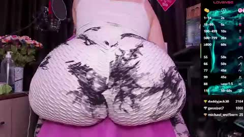 Laura online show from 08.03.26