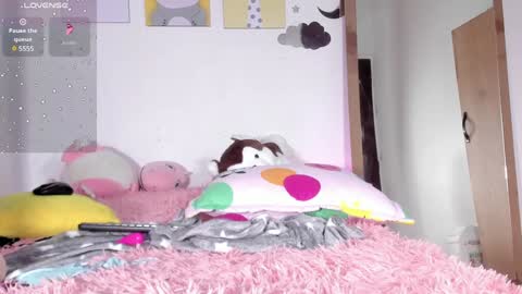  Nina  online show from 01.05.25