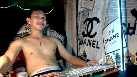 ralfhuge24 online show from 07.16.26