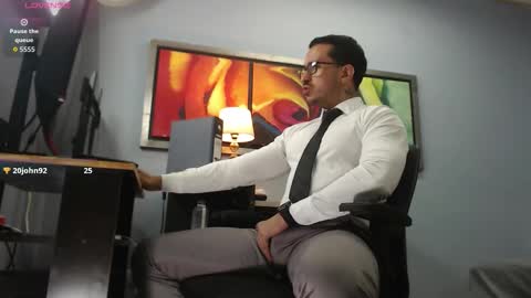 Snapshot of randylukehot chatting on 02.14.26 randylukehot online show from 02.14.26