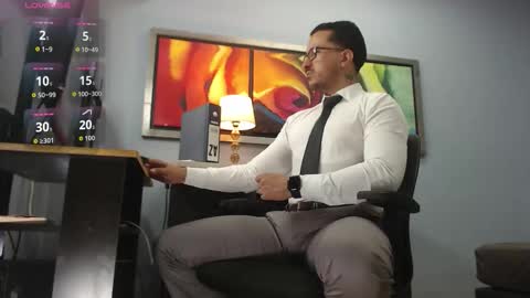 Snapshot of randylukehot chatting on 02.23.26 randylukehot online show from 02.23.26