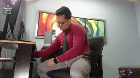 Snapshot of randylukehot chatting on 02.25.26 randylukehot online show from 02.25.26