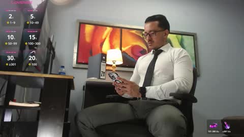 Snapshot of randylukehot chatting on 02.27.26 randylukehot online show from 02.27.26