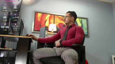 Snapshot of randylukehot chatting on 03.25.26 randylukehot online show from 03.25.26