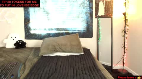 Snapshot of randyroderick chatting on 10.03.25 Randy Rod online show from 10.03.25