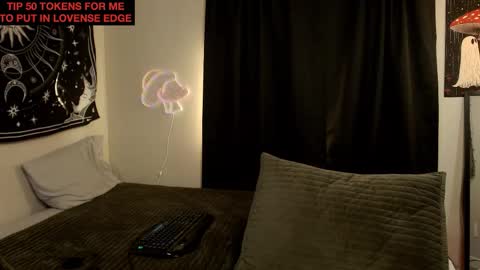 Snapshot of randyroderick chatting on 11.04.25 Randy Rod online show from 11.04.25