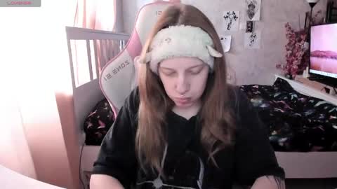 Snapshot of rapunzel_cute chatting on 05.01.26 Rapunzel online show from 05.01.26