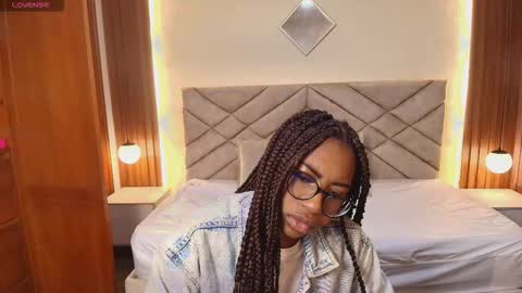 Raquel online show from 02.26.26
