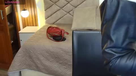 Raquel online show from 07.28.26