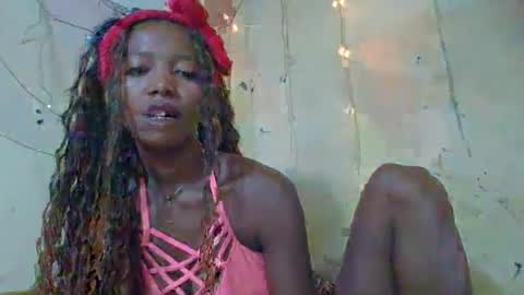 Snapshot of rasoanirinaa chatting on 04.22.26 rasoanirinaa online show from 04.22.26