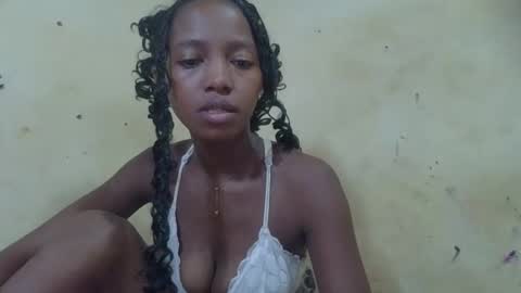 Snapshot of rasoanirinaa chatting on 05.15.26 rasoanirinaa online show from 05.15.26