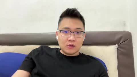 randomnaut online show from 01.12.25