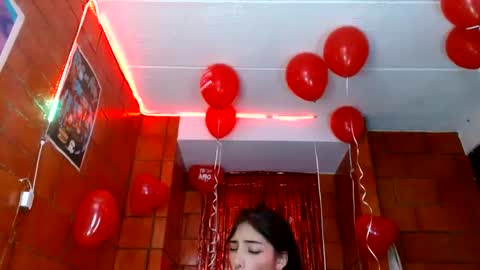 Snapshot of raven__purple chatting on 02.15.25 raven__purple online show from 02.15.25