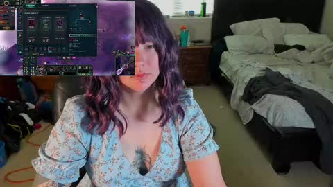 Snapshot of raven_moore_ chatting on 10.08.25 raven_moore_ online show from 10.08.25