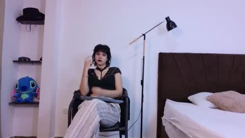 Snapshot of raven_oa chatting on 03.24.26 online show from 03.24.26