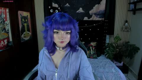 Snapshot of ravencollen chatting on 04.06.26 ravencollen online show from 04.06.26