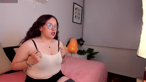 Snapshot of ravenroth_ chatting on 04.15.26 Raven online show from 04.15.26