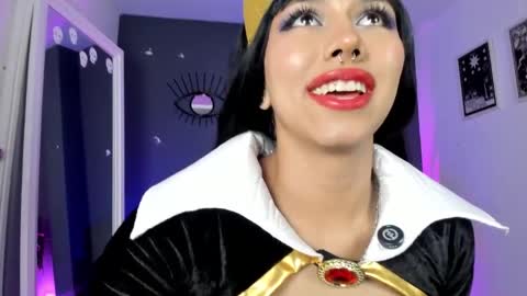 Raven Witch online show from 05.15.26