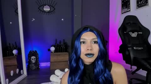 Raven Witch online show from 06.04.26
