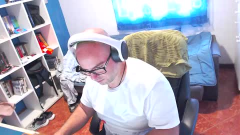 ravingr3d3 online show from 05.20.26