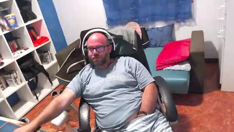 ravingr3d3 online show from 06.10.26