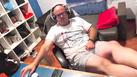ravingr3d3 online show from 06.15.26