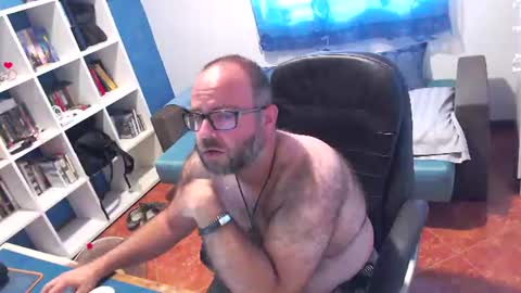 Snapshot of ravingr3d3 chatting on 07.13.26 ravingr3d3 online show from 07.13.26
