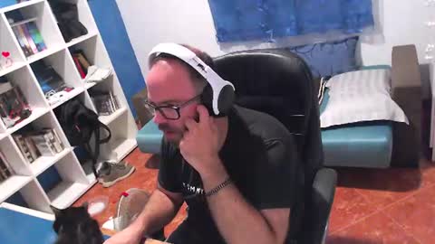 Snapshot of ravingr3d3 chatting on 07.19.26 ravingr3d3 online show from 07.19.26