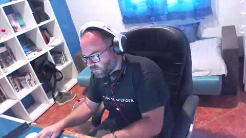 Snapshot of ravingr3d3 chatting on 07.20.26 ravingr3d3 online show from 07.20.26