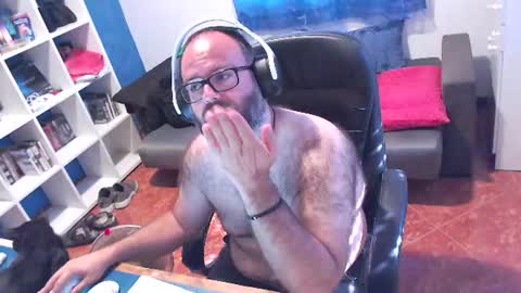 Snapshot of ravingr3d3 chatting on 07.28.26 ravingr3d3 online show from 07.28.26