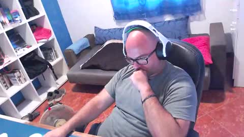 Snapshot of ravingr3d3 chatting on 07.30.26 ravingr3d3 online show from 07.30.26
