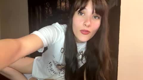 Ravyn and Nyx online show from 10.10.25