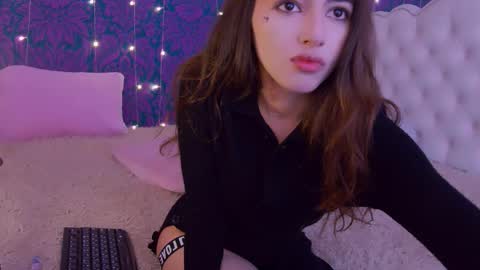 Snapshot of rawdare chatting on 11.01.25 Lillian online show from 11.01.25