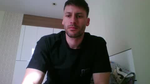 Snapshot of rawdr3 chatting on 06.21.26 rawdr3 online show from 06.21.26