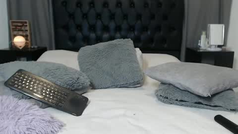 Snapshot of ray_weed chatting on 02.04.25 Ray online show from 02.04.25