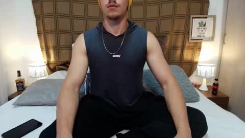 Snapshot of ray_weed chatting on 09.27.25 Ray online show from 09.27.25