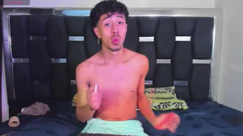 Snapshot of raydevil_ chatting on 02.27.26 Rayn online show from 02.27.26