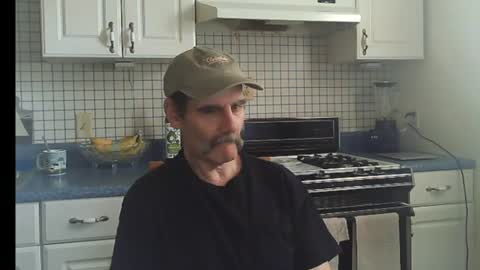 Snapshot of raylene4u2 chatting on 06.21.26 Ray online show from 06.21.26