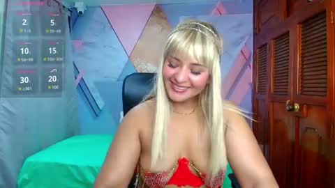 Snapshot of raylin_escobar chatting on 07.28.26 raylin_escobar online show from 07.28.26