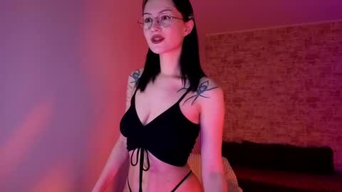 Snapshot of raylsjulie chatting on 01.14.26 see u next time 0300 UTC 0 online show from 01.14.26