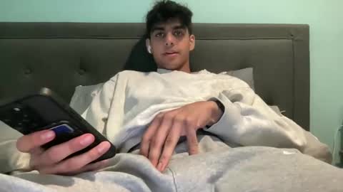 raymondg8596 online show from 02.04.25