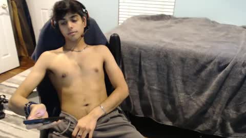 raymondg8596 online show from 03.04.25