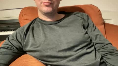 Snapshot of rayos789 chatting on 12.14.25 rayos789 online show from 12.14.25