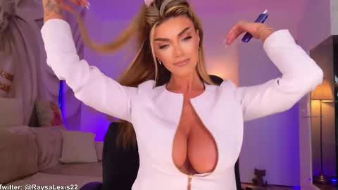 Snapshot of raysalexis19 chatting on 02.11.26 raysalexis19 online show from 02.11.26