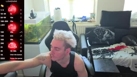 Rayzel White online show from 05.07.26