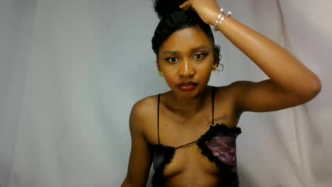 razafindrasoa online show from 06.14.26