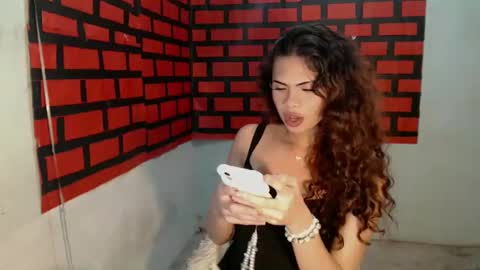 Snapshot of raze_fuckzx chatting on 01.30.25 cindy online show from 01.30.25