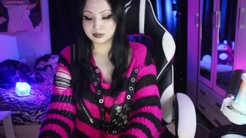 My kittensIm on vacation until July 25th. You can join the fan club  free content  online show from 04.16.26