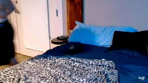 Snapshot of ready4aride2day chatting on 07.16.26 ready4aride2day online show from 07.16.26